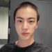 Penampilan Baru Jin BTS Jelang Wamil_womanindonesia.co.id