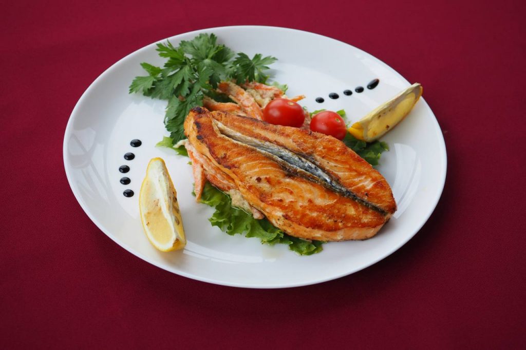 6 Tips Dinner Romantis Bersama Pasangan Agar Tidak Gagal 4 6 Tips Dinner Romantis Bersama Pasangan Agar Tidak Gagal_Womanindonesia.co.id