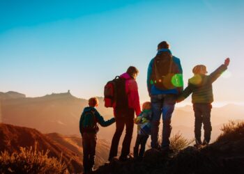 Ilustrasi : Berlibur bersama keluarga (Getty Images)