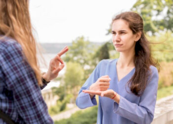 Cara Berkomunikasi dengan Penyandang Disabilitas_womanindonesia.co.id