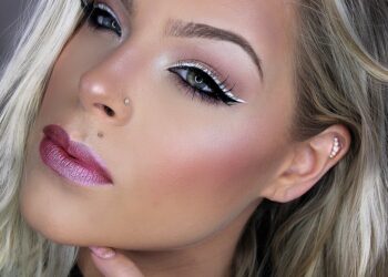 Wardah Hadirkan 4 Makeup Look di Spotlight 2022_womanindonesia.co.id