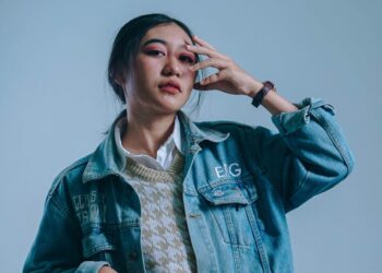 8 Jenis Jaket Jeans dan Padu Padan Agar Terlihat Stylist_womanindonesia.co.id