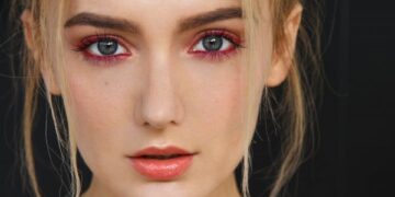 Dengan makeup, wanita jadi lebih percaya diri - Womanindonesia.co.id