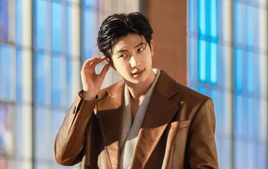 Keren! RM BTS Bertengger di Top 40 Billboard 200 Selama 3 Minggu_womanidonesia.co.id