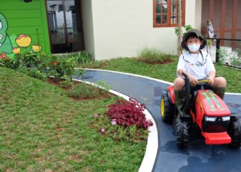 Playground Edukatif Berkonsep Taman untuk Anak_womanindonesia.co.id