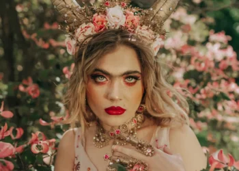 6 Makeup Untuk Perempuan Berzodiak Capricorn_womanindonesia.co.id