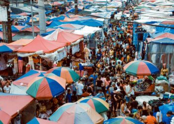 7 Pusat Perdagangan di Indonesia Selain Tanah Abang_womanindonesia.co.id