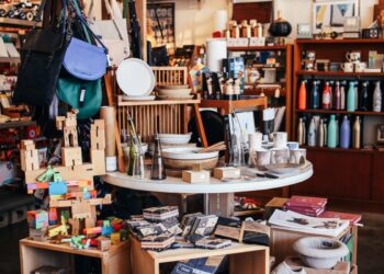 Memilih Barang yang Perlu Dibuang di Tahun Baru_womanindonesia.co.id