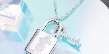 2 Pesan Cinta Mickey dan Minnie Hadir Dalam Koleksi Perhiasan_womanindonesia.co.id