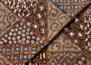 7 Jenis Batik Indonesia dengan Corak Klasik yang Memukau_womanindonesia.co.id