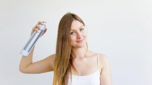 7 Cara Kembalikan Rambut Rusak Jadi Sehat 2 Rawat rambut - Womanindonesia.co.id