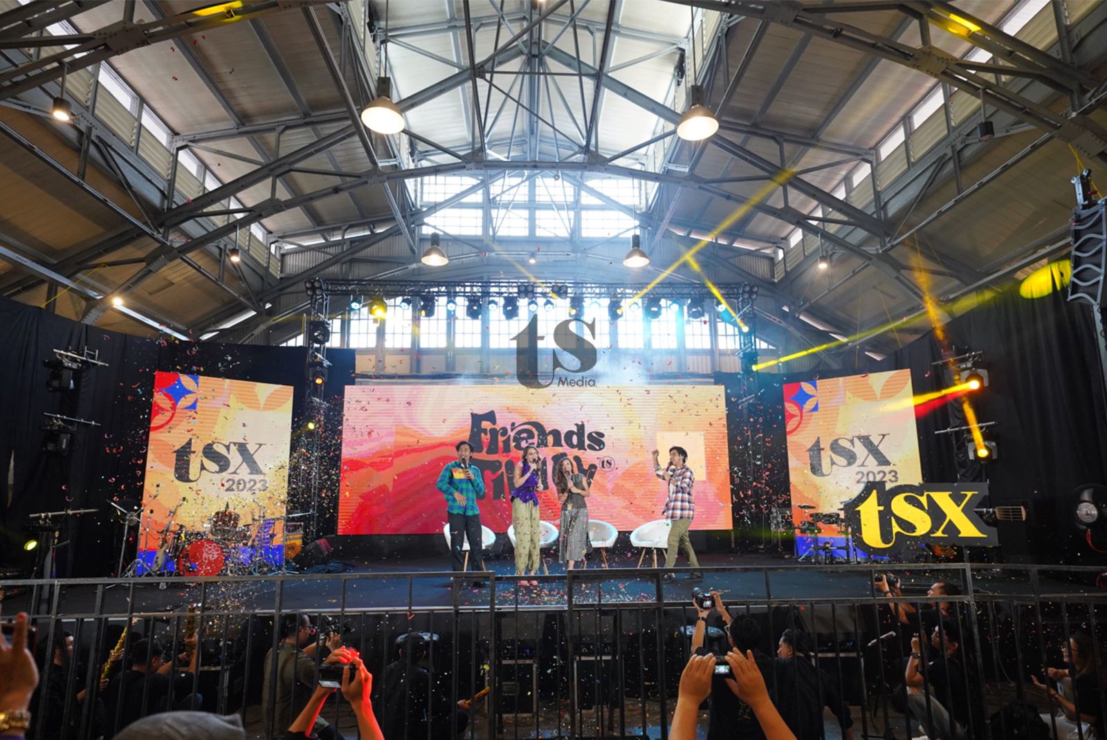 Luna Maya Merambah ke Digital Agency Gelar TSX 2023 2 Luna Maya Merambah ke Digital Agency Gelar TSX 2023_womanindonesia.co.id