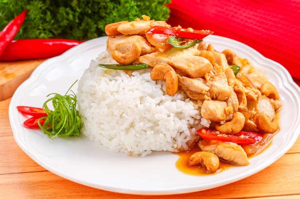 7 Inspirasi Menu Buka Puasa Agar Nutrisi Terpenuhi_Womanindonesia.co.id