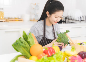 7 Tips Menjaga Kesehatan Saat Cuaca Panas_womanindonesia.co.id