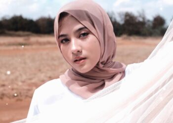 Sekar Rahayu, Sukses sebagai Influencer Cantik di Usia 19 Tahun_Womanindonesia.co.id