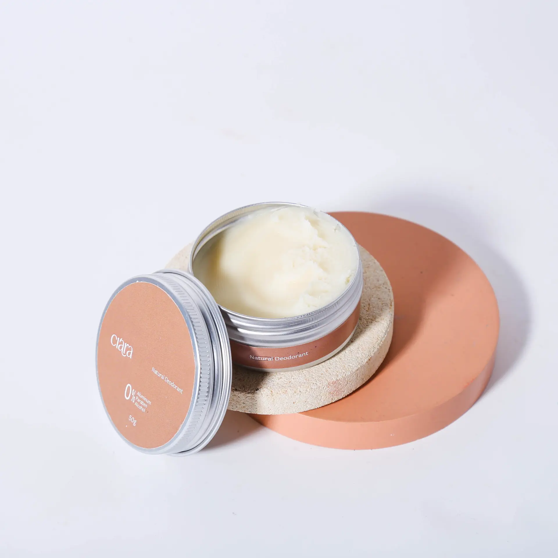 Tips Memilih Deodorant, Hindari 4 Hal Ini Ya Girls 2 Tips Memilih Deodorant, Hindari 4 Hal Ini Ya Girls_womanindonesia.co.id