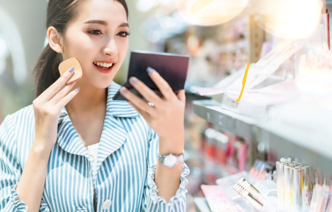 4 Ide Makeup Summer Glowing dan Tahan Lama 2 4 Ide Makeup Summer Glowing dan Tahan Lama_Womanindonesia.co.id