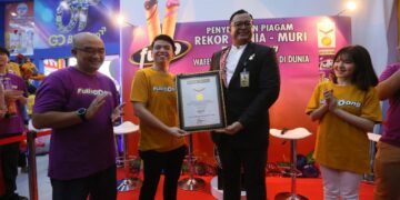 FULLO Catat Rekor MURI: Wafer Stick Terpanjang di PRJ_Womanindonesia.co.id