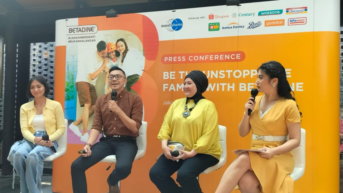 Peran Orangtua dalam Menciptakan Lingkungan Aman Bagi Anak 3 Peran Orangtua dalam Menciptakan Lingkungan Aman bagi Anak Womanindonesia.co.id
