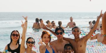 Kuy Liburan Seru di Tropical Temptation Beach Club!_Womanindonesia.co.id