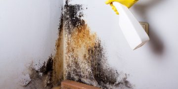 Kenali 5 Bahaya Kamar Lembab dan Bagaimana Mengatasinya_Womanindonesia.co.id