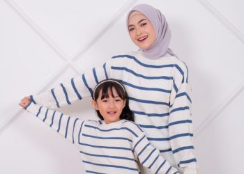 Inspirasi Twin Outfit Agar Tampil Kompak dan Serasi Bersama Sang Buah Hati_womanindonesia.co.id