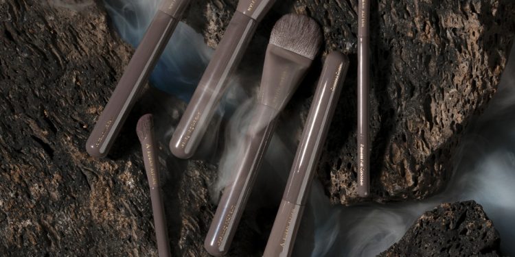 Tips Memilih Brush Make Up yang Tepat untuk Riasan Sempurna_Womanindonesia.co.id