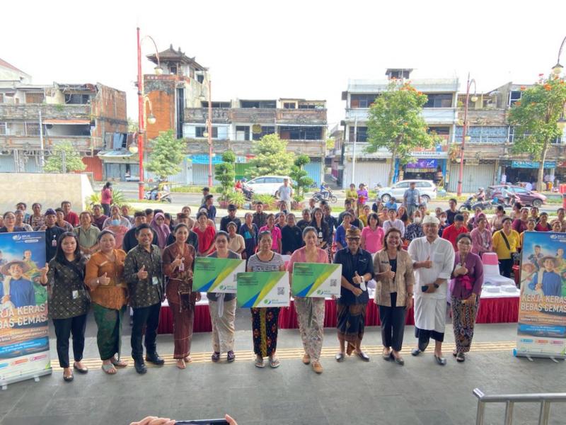 Pentingnya Jaminan Sosial untuk Pekerja Rentan: Nelayan, Pedagang Pasar, dan Pekerja Disabilitas 3 Pentingnya Jaminan Sosial untuk Pekerja Rentan: Nelayan, Pedagang Pasar, dan Pekerja Disabilitas_womanindonesia.co.id