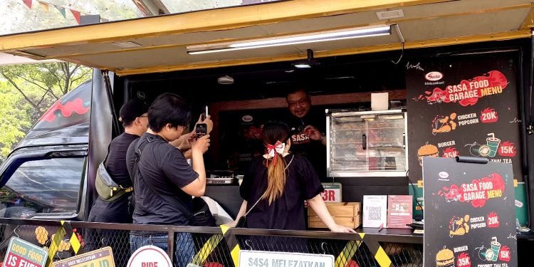 Sasa Food Garage Berhasil Curi Perhatian di Event Otomotif Terbesar_Womanindonesia.co.id