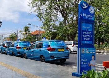 Mewaspadai Taksi Biru Palsu di Bali: Tips untuk Menemukan Taksi yang Aman dan Nyaman_Womanindonesia.co.id