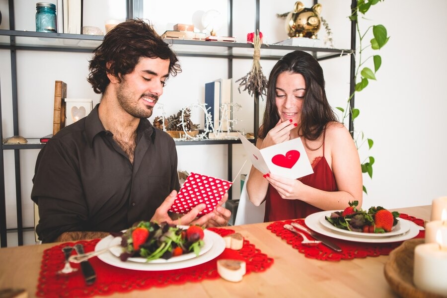 4 Ide Seru Rayakan Hari Valentine 2 4 Ide Seru Rayakan Hari Valentine_Womanindonesia.co.id