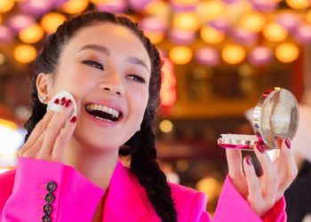 First Anniversary Flowhite Beauty Meluncurkan Cushion Skincare Infused sebagai Inovasi Terbaru_Womanindonesia.co.id