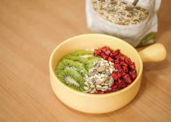 Pentingnya Konsumsi Makanan Tinggi Serat saat Berbuka Puasa_Womanindonesia.co.id