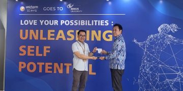 Unicharm Goes to Binus: Cinta Diri, Wujudkan Potensi Wanita Indonesia