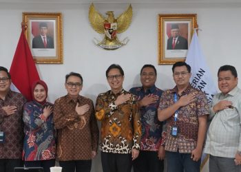 PT. Otsuka Group melakukan audiensi program Free TBC at Workplaces ke Menteri Kesehatan di Kementerian Kesehatan Indonesia