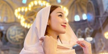 Buat Momen Hari Raya Anda Tak Terlupakan dengan Sentuhan Makeup yang Pas_Womanindonesia.co.id