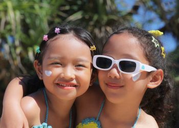 Physical Sunscreen yang aman_womanindonesia.co.id