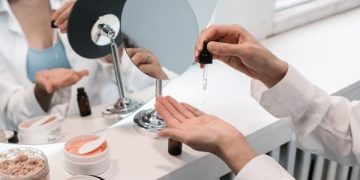 Kombinasi Bahan Skincare yang Harus Dihindari_Womanindonesia.co.id