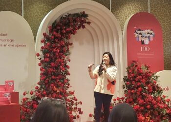 Konstelasi Keluarga: Solusi untuk Mengatasi Trauma Turun-Temurun 3 Konstelasi Keluarga: Solusi untuk Mengatasi Trauma Turun-Temurun_Womanindonesia.co.id