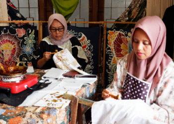 Attack Batik & Delicate Care: Inovasi Canggih dari Jepang untuk Merawat Batik Khas Indonesia_Womanindonesia.co.id