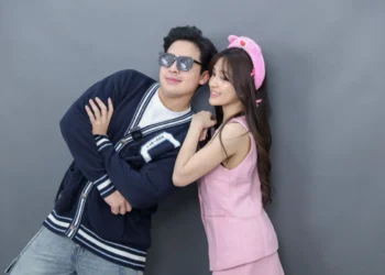 4 Ide Pose ala Jerome dan Eca di Selfie Time Margo City_Womanindonesia.co.id