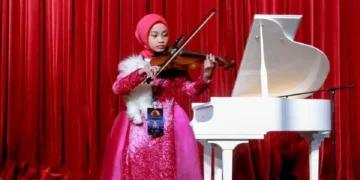Harmoni Ramadhan: Azalea Syelyyendra Hadirkan Kedamaian Lewat Violin_Womanindonesia.co.id