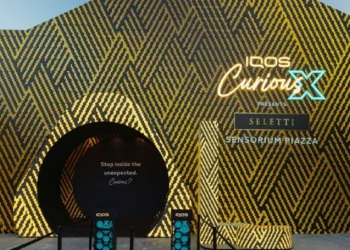 IQOS dan SELETTI Hadirkan Sensorium Piazza, Eksplorasi Seni dan Inovasi di Milan Design Week_Womanindonesia.co.id