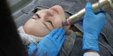 Atasi Masalah Kulit dan Rambut Sekaligus dengan Treatment Kombinasi Sylfirm X & ASCE Plus_Womanindonesia.co.id