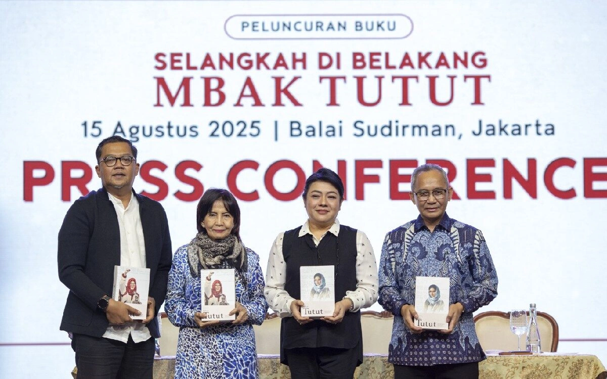 Selangkah di Belakang Mbak Tutut": Cermin Nilai Lintas Generasi dalam Perjalanan Hidup Seorang Tokoh_Womanindonesia.co.id 