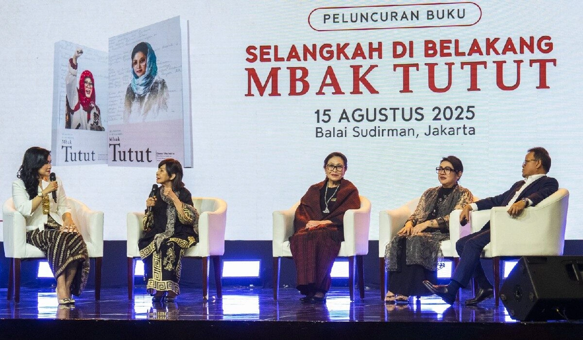 Selangkah di Belakang Mbak Tutut": Cermin Nilai Lintas Generasi dalam Perjalanan Hidup Seorang Tokoh_Womanindonesia.co.id 