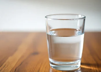 ⁠Ini Manfaat Konsumsi Air Minum yang Dimasak_womanindonesia.co.id