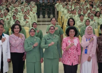Cegah Kanker Payudara Sejak Dini: CHARM dan YKPI Gaungkan Pesan SADARI ke 1.000 Mahasiswi Jakarta_Womanindonesia.co.id