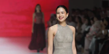 Tampil Lebih Cerah di Panggung JFW — Rahasia di Balik Senyum Penuh Percaya Diri Maudy Ayunda_Womanindonesia.co.id