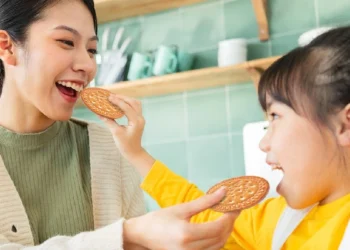 Ide Camilan Biskuit Marie Rasa Kelapa yang Tinggi Kalsium untuk Keluarga 4 Ide Camilan biskuit marie Rasa Kelapa yang Tinggi Kalsium untuk Keluarga_Womanindonesia.co.id